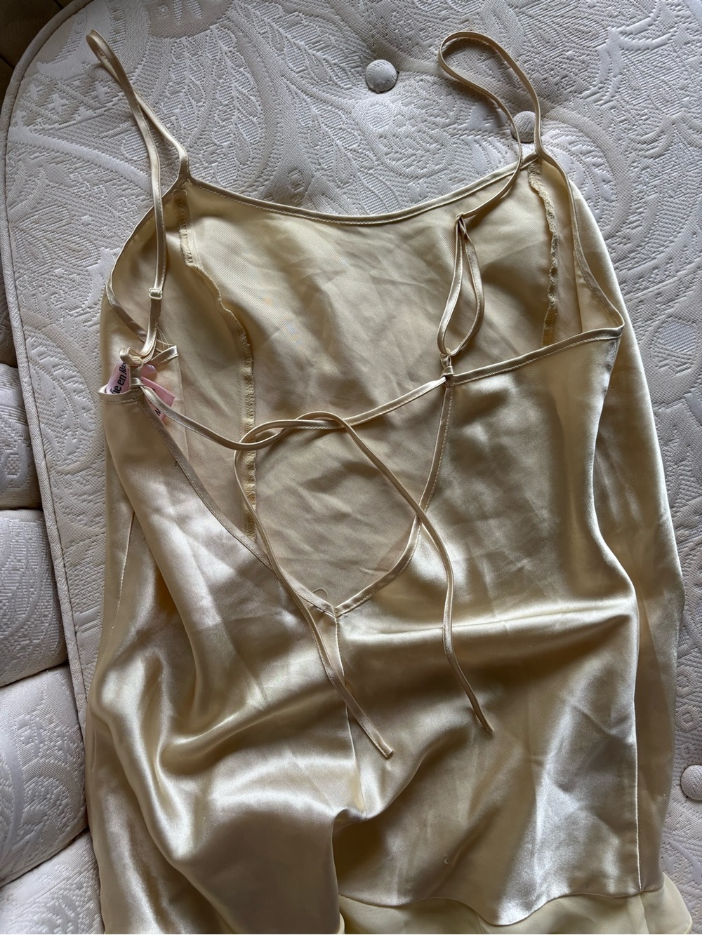La Vie en Rose Satin Style Slip Chemise in Pastel Yellow - Picture 2 of 4